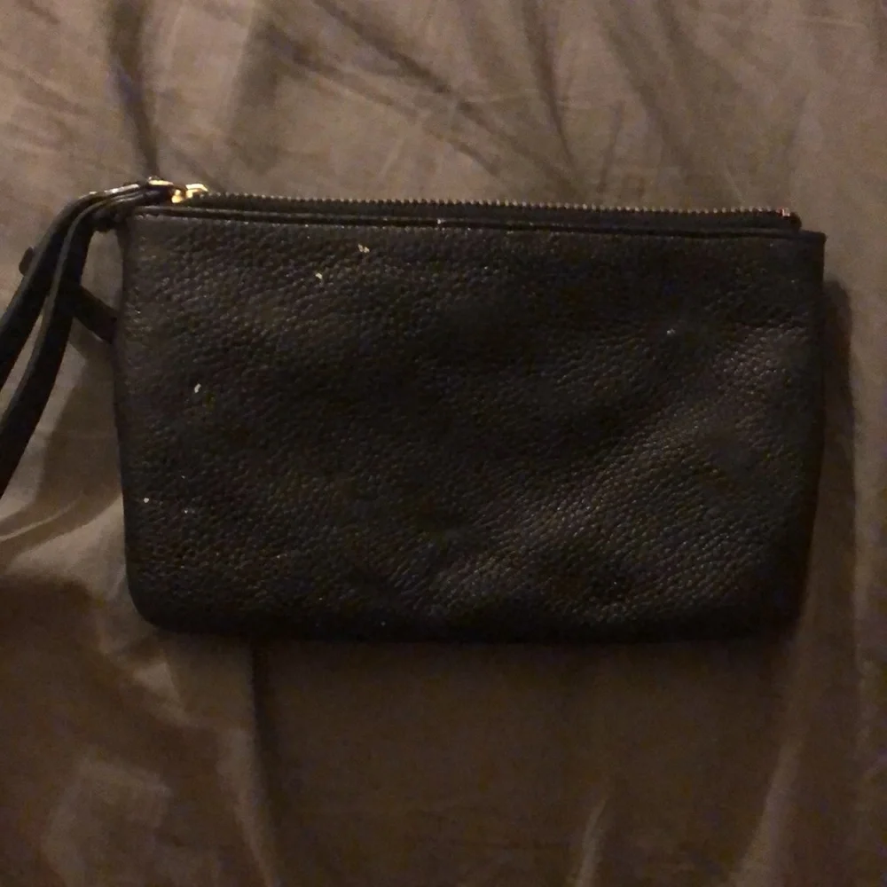 Kate spade mini wristlet - Picture 4 of 5